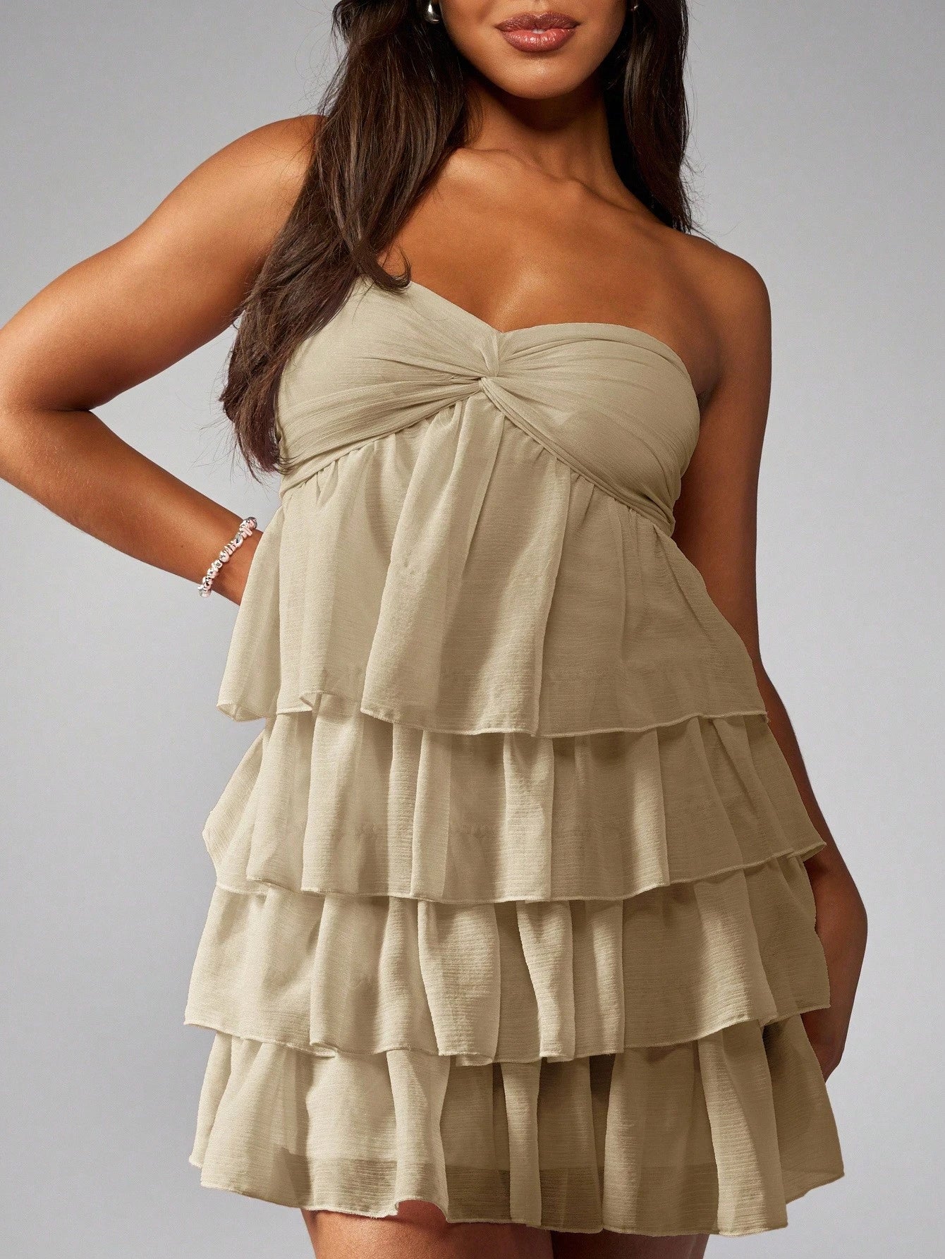 Vestido Babados