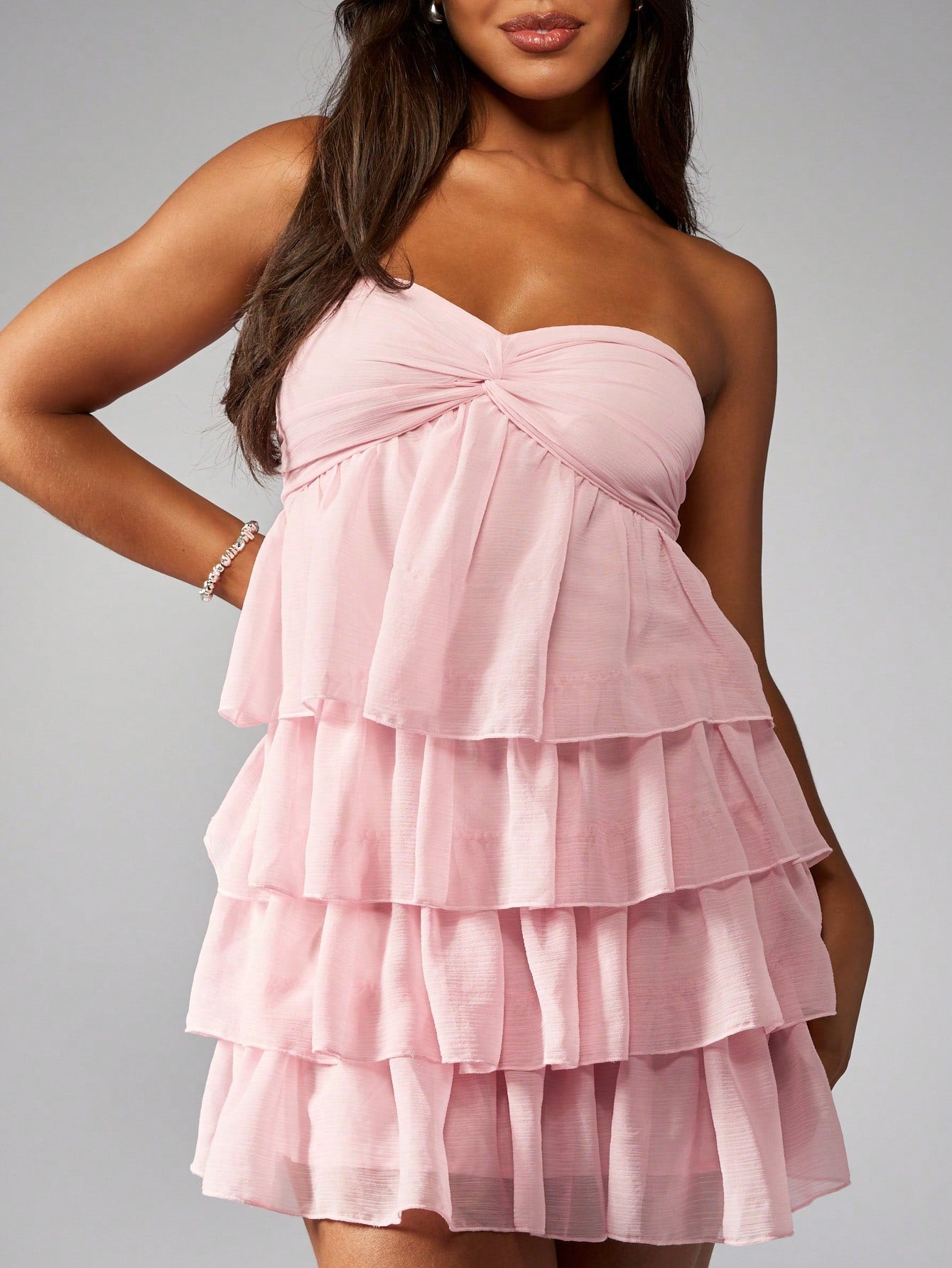 Vestido Babados