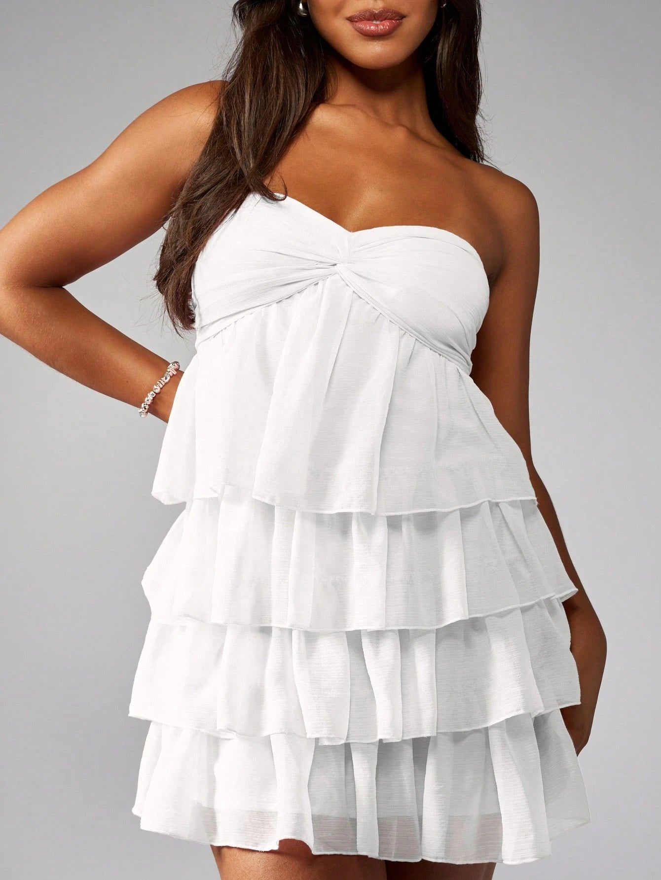 Vestido Babados