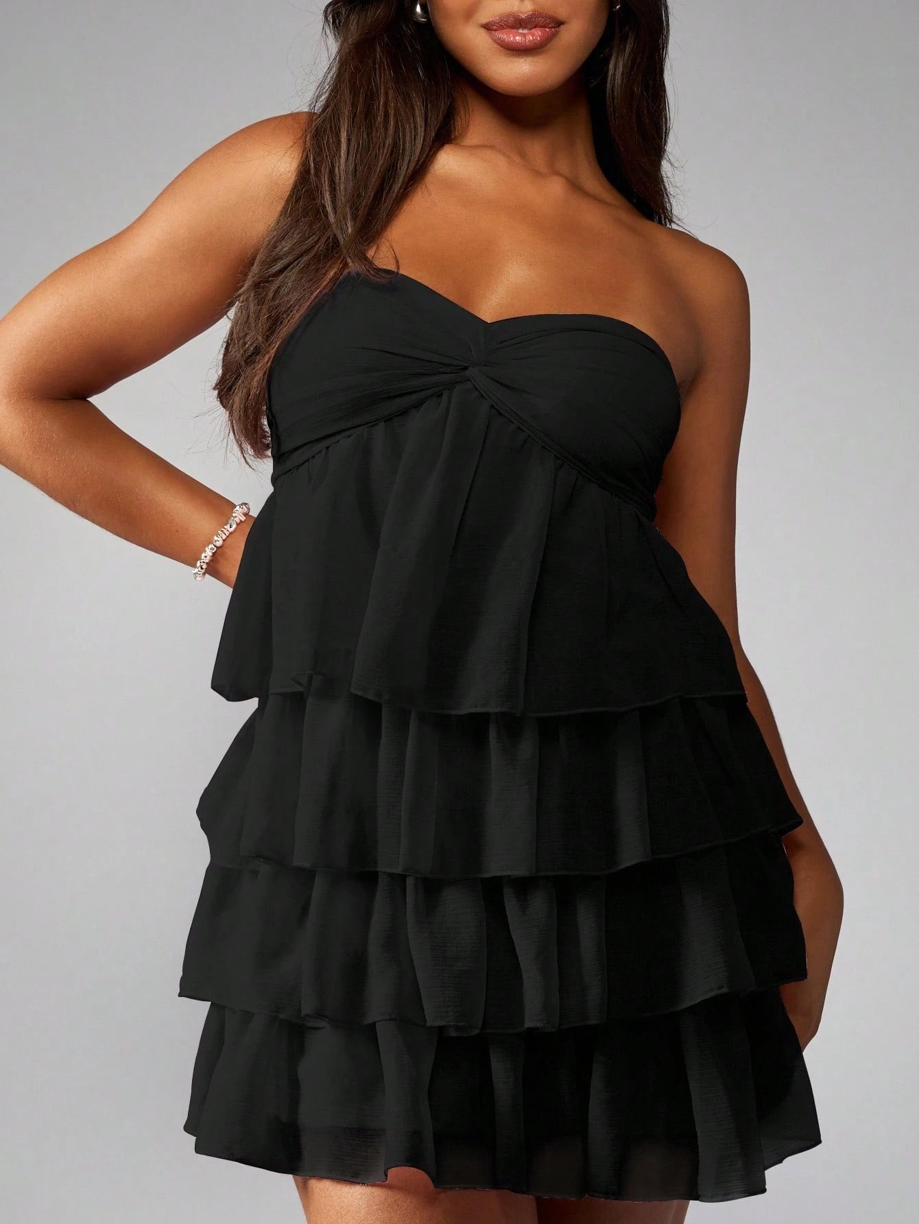 Vestido Babados
